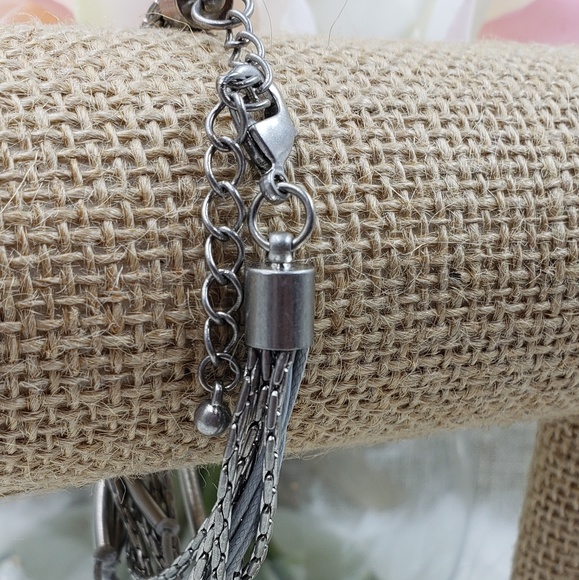 NWOT🆒️INC Silver Tone & Gray Multi Row Bracelet - Picture 4 of 8